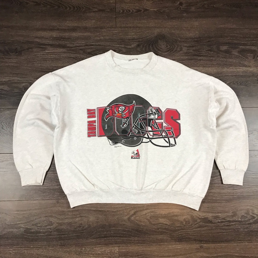 Riddell NFL Tampa Bay Buccaneers Men’s Vintage 90’s Football Sports Team Sweater